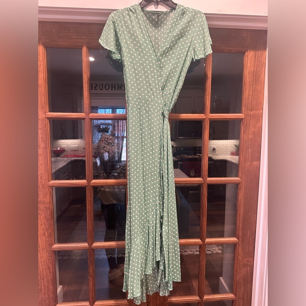Green & White Flowing Polka Dot Wrap Dress Size Small Snap Top - Picture 2 of 9